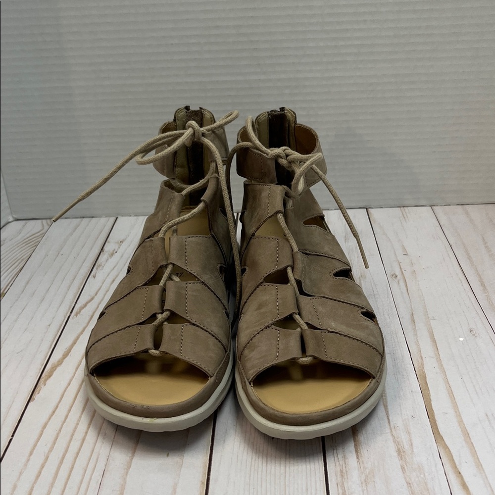 Hartjes Austria gladiator sandals. Zip & lace. Comfort insole. Suede.EUC.Size 37 - Picture 2 of 9